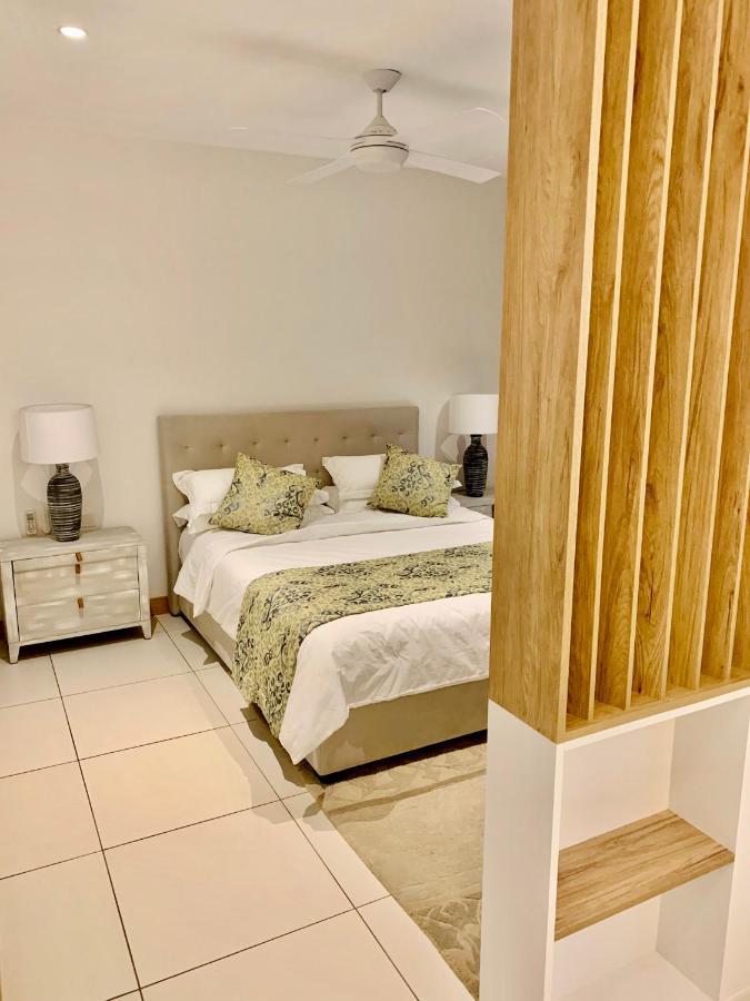דירות Rivière Noire Latitude Luxury Duplex מראה חיצוני תמונה